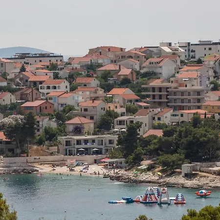 Mate's Holliday House Apartamento Trogir